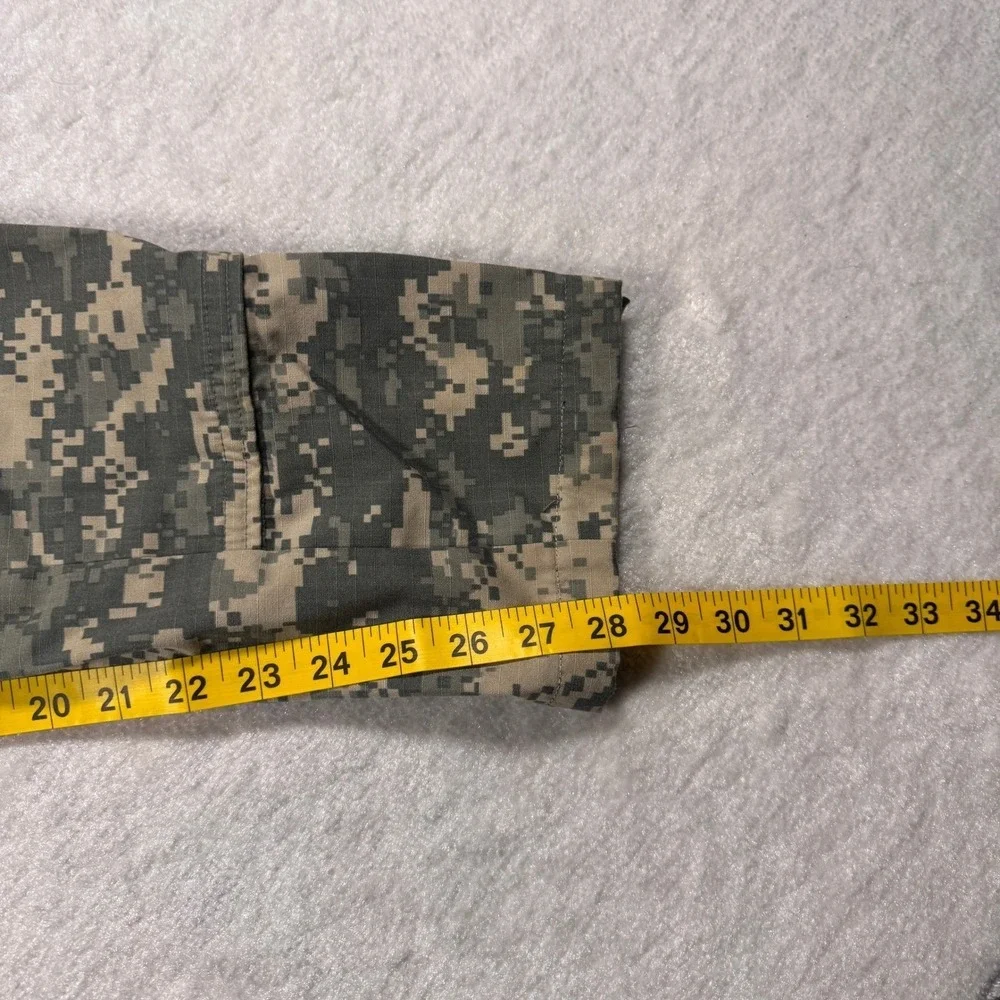 Army Combat Uniform ACU Digital Camo Cargo Pants Small X Short‎